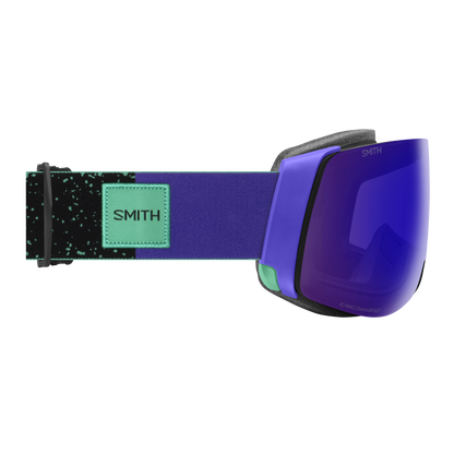 4D MAG Low Bridge Fit - Past Season, Black | ChromaPop Photochromic Red Mirror