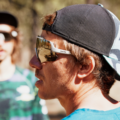 Momentum - Past Season, Black | Photochromic Clear To Gray