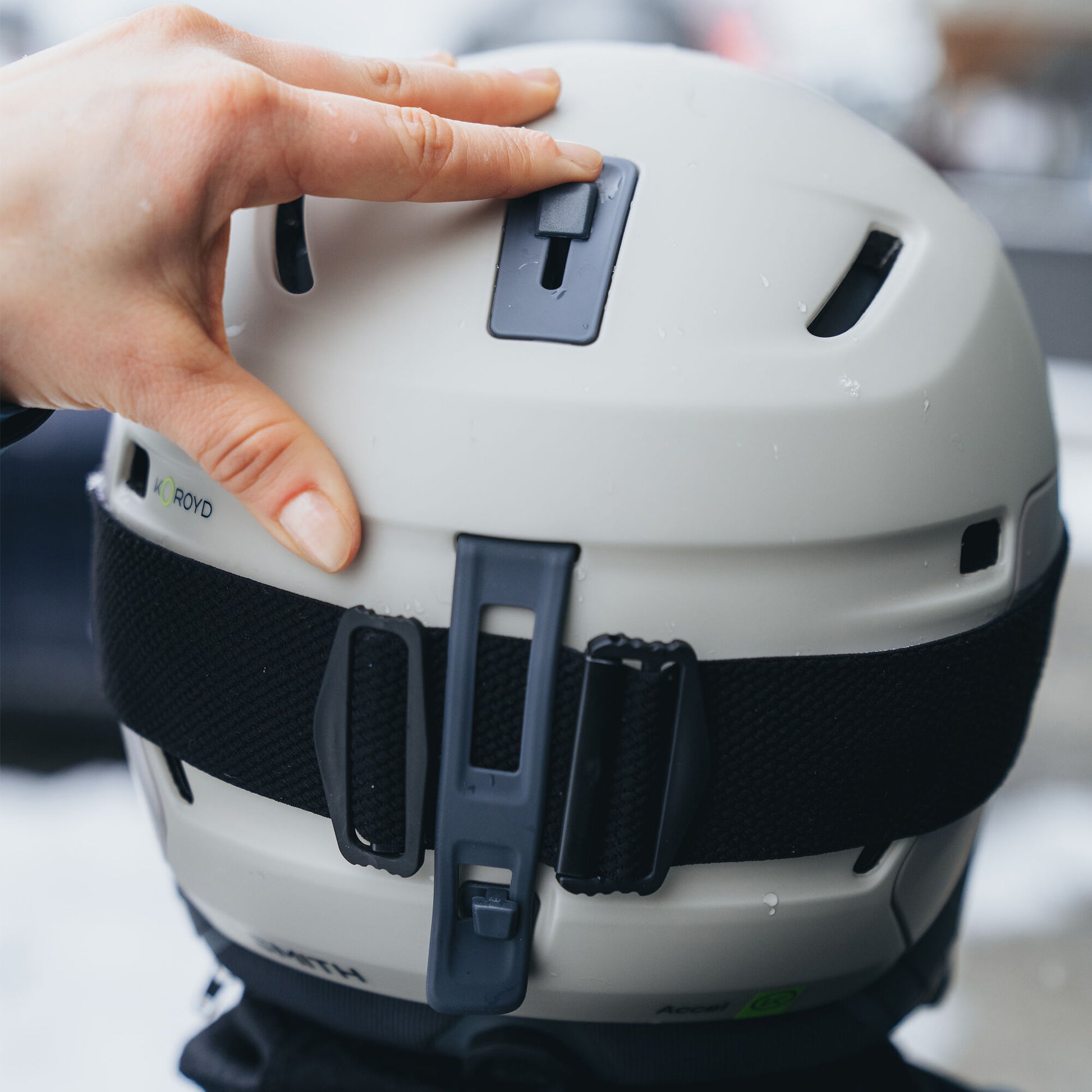 Accel Mips®, Matte Black + Small