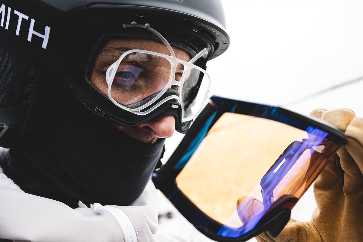 Scott Stevens porte l’adaptateur de lunettes de protection antineige GRX sous la prescription Smith Squad MAG lunettes de protection