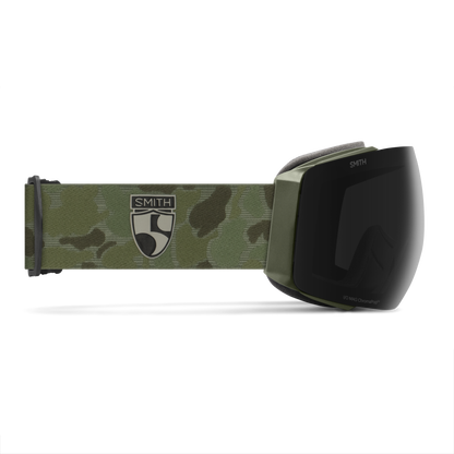 I/O MAG Low Bridge Fit, Black | ChromaPop Pro Photochromic Blue Mirror