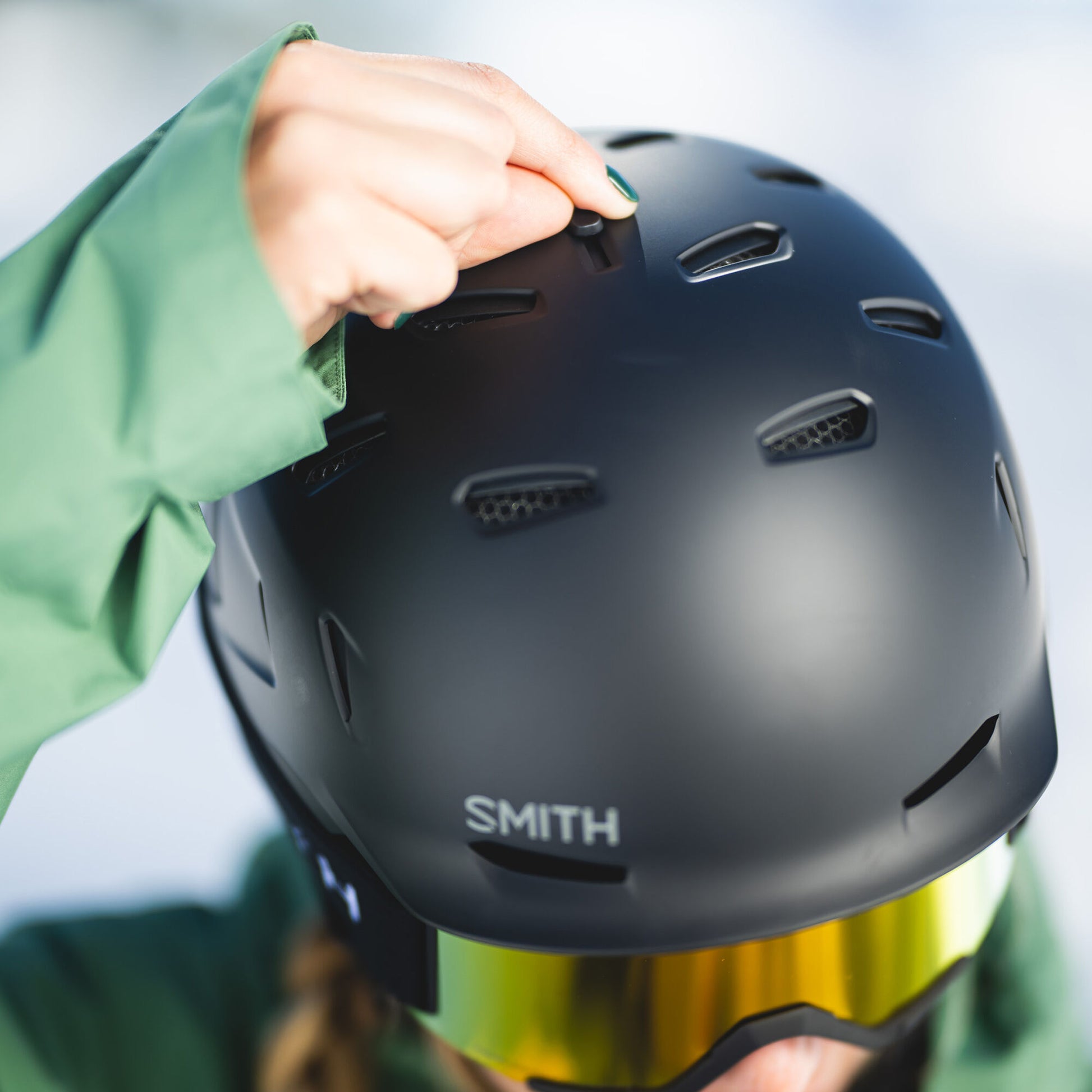 Nexus Mips® Round Contour Fit, Matte Black + Medium