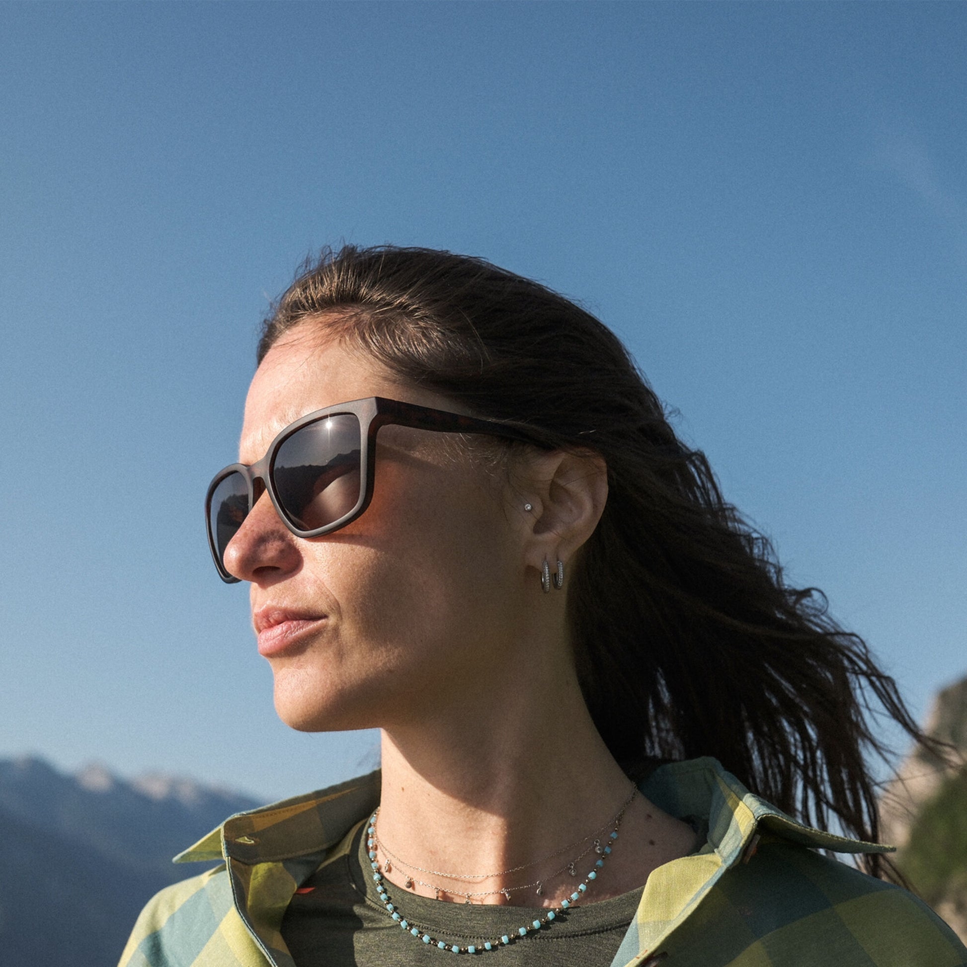 Shoutout Core, Matte Pacific Crystal | Polarized Gray Green