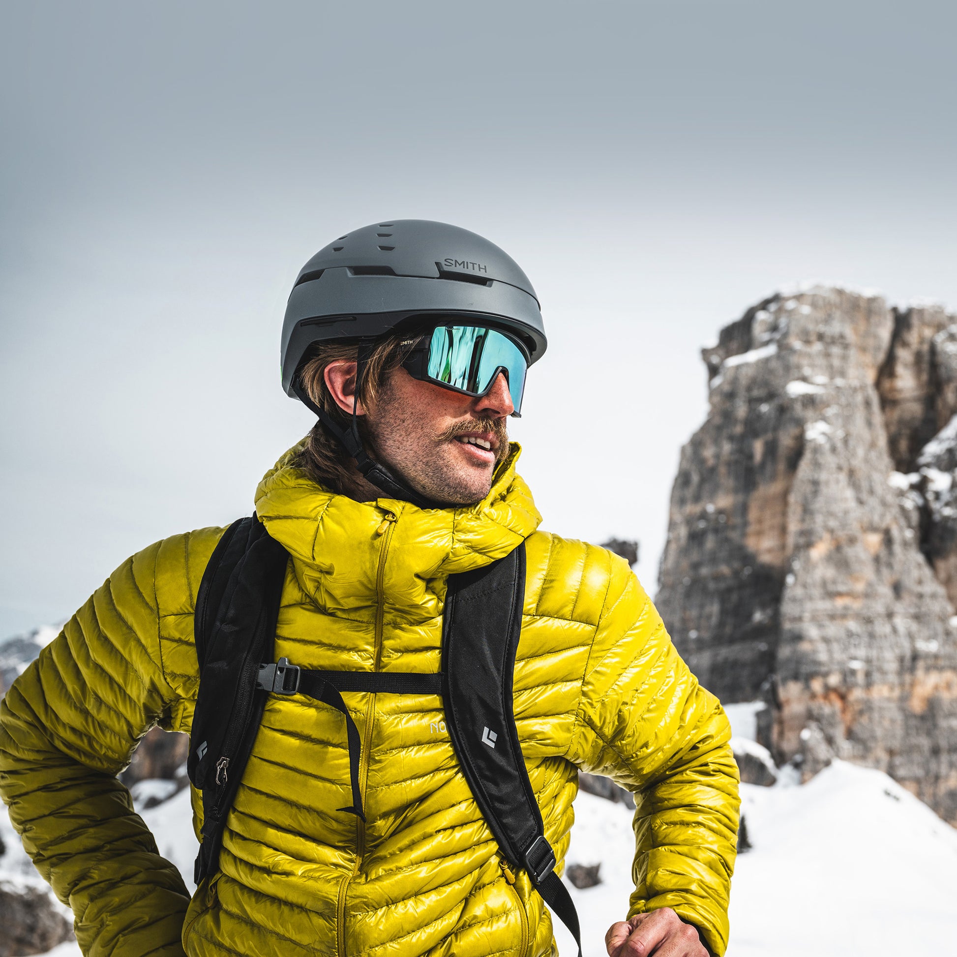 Summit Mips®, Matte Black + Small